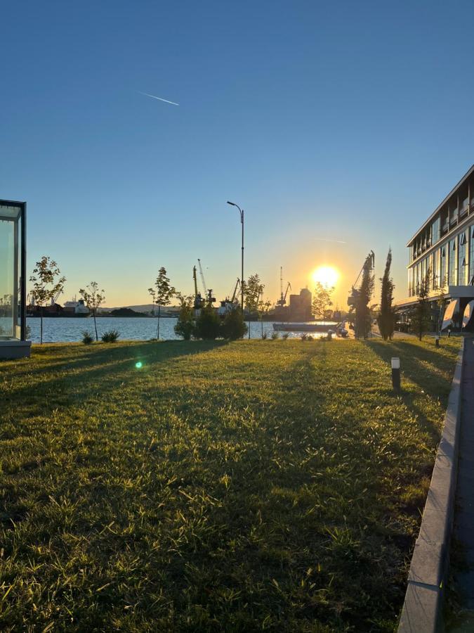 Azzurro Premium Apartment On Bulevard Bogoridi Бургас Экстерьер фото